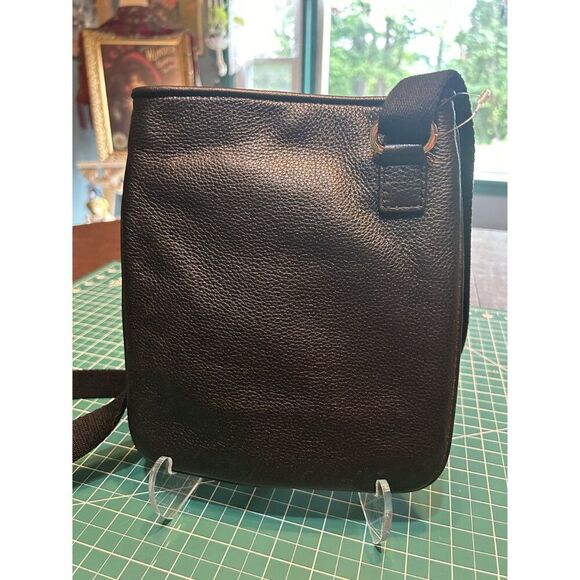 Michael Kors Black Leather Crossbody Bag With Gold Logo - Picture 2 of 5